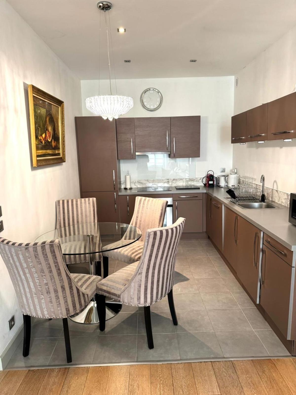 3p Centre 3min Palais Des Festivals,top Location Apartment